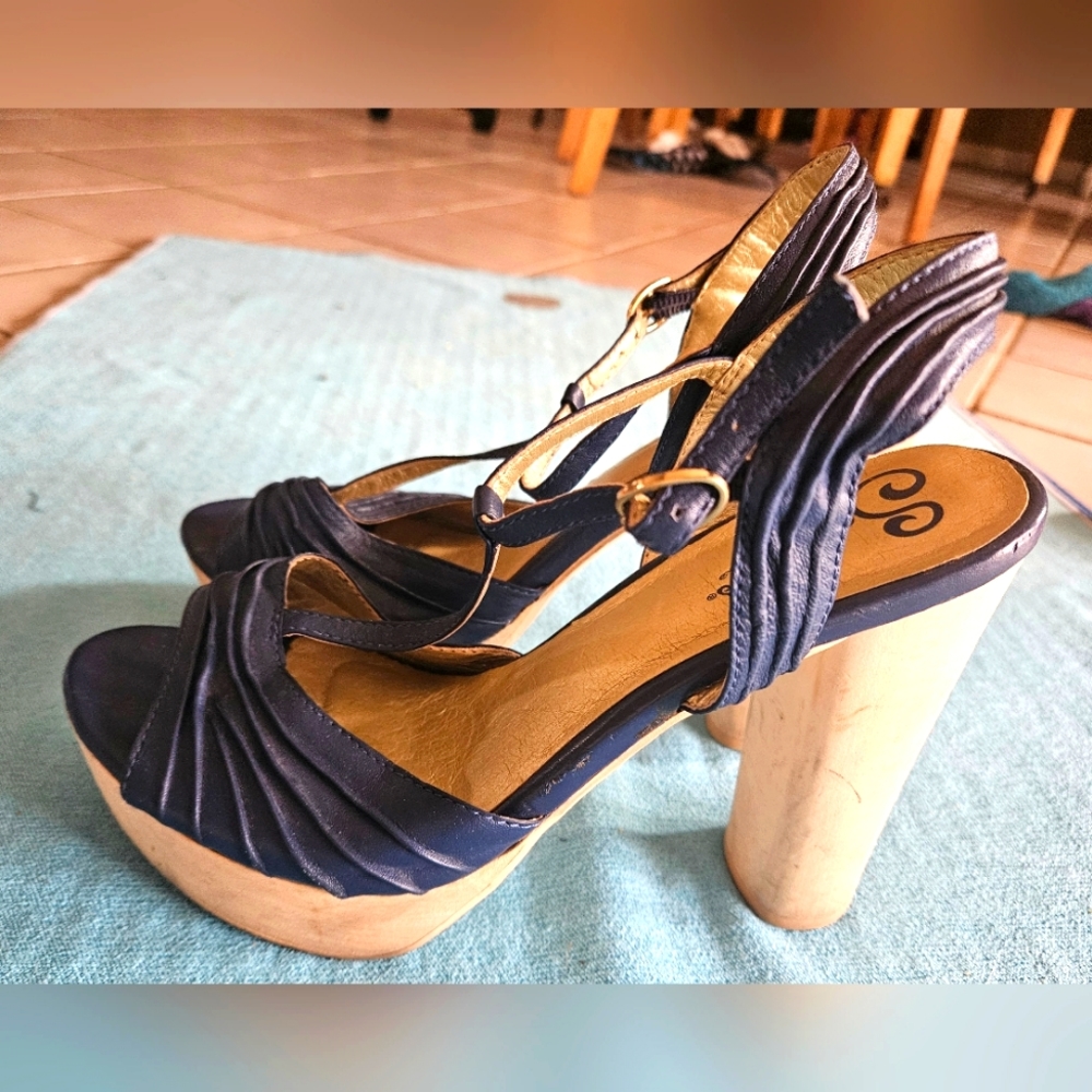 Seychelles Women's Size 8.5 Blue Open toe Heels
